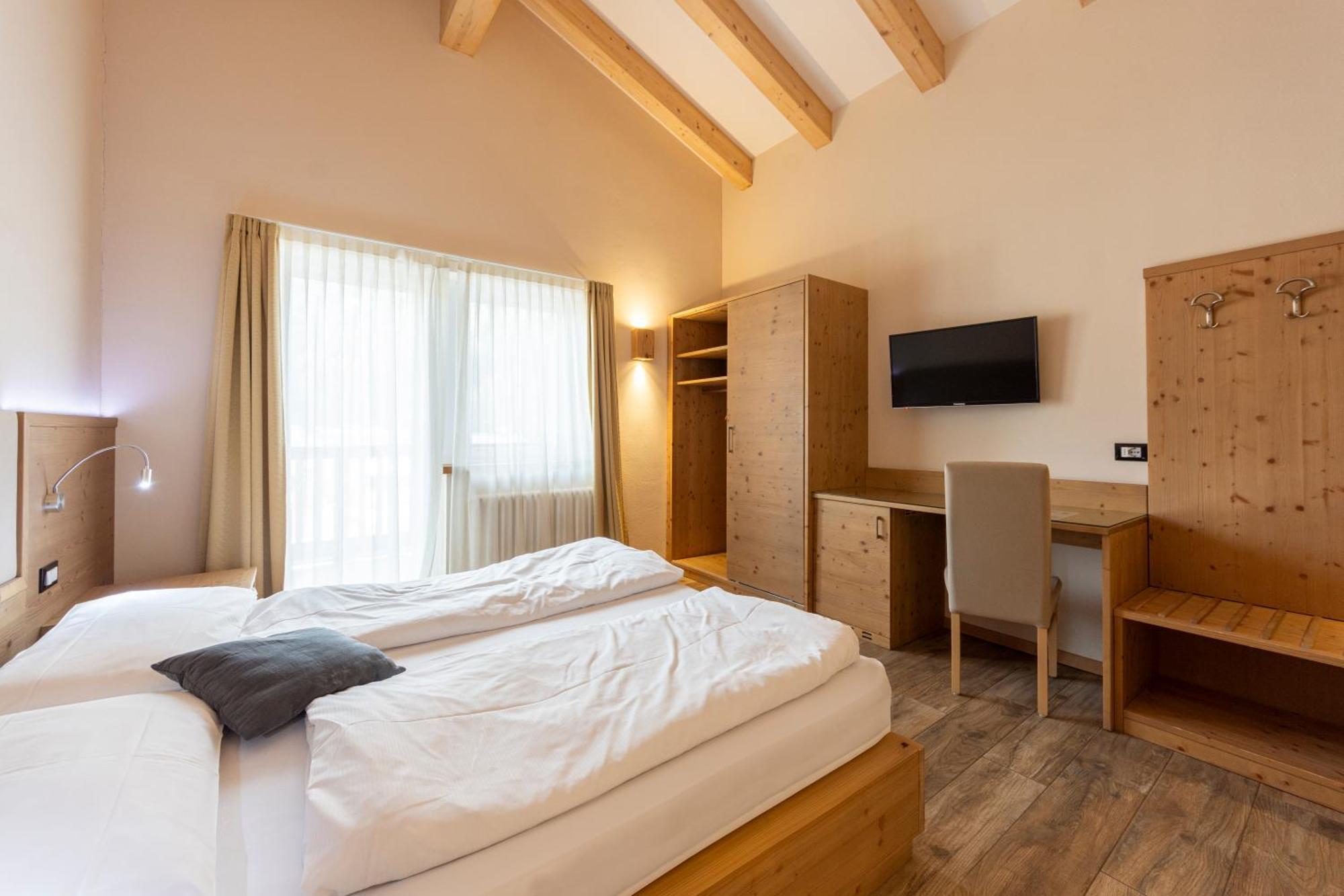 Park Hotel Avisio Soraga Dış mekan fotoğraf