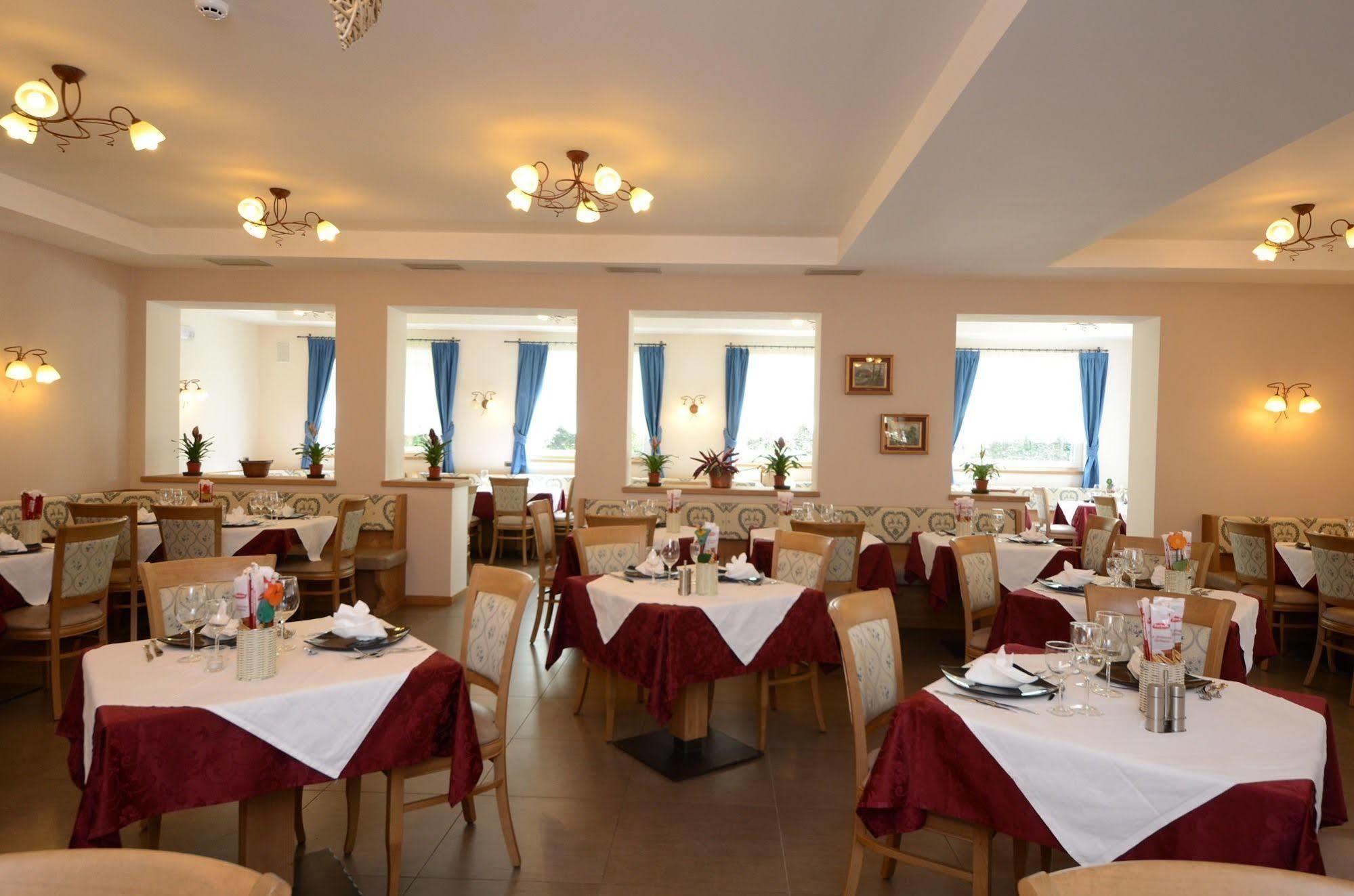 Park Hotel Avisio Soraga Dış mekan fotoğraf