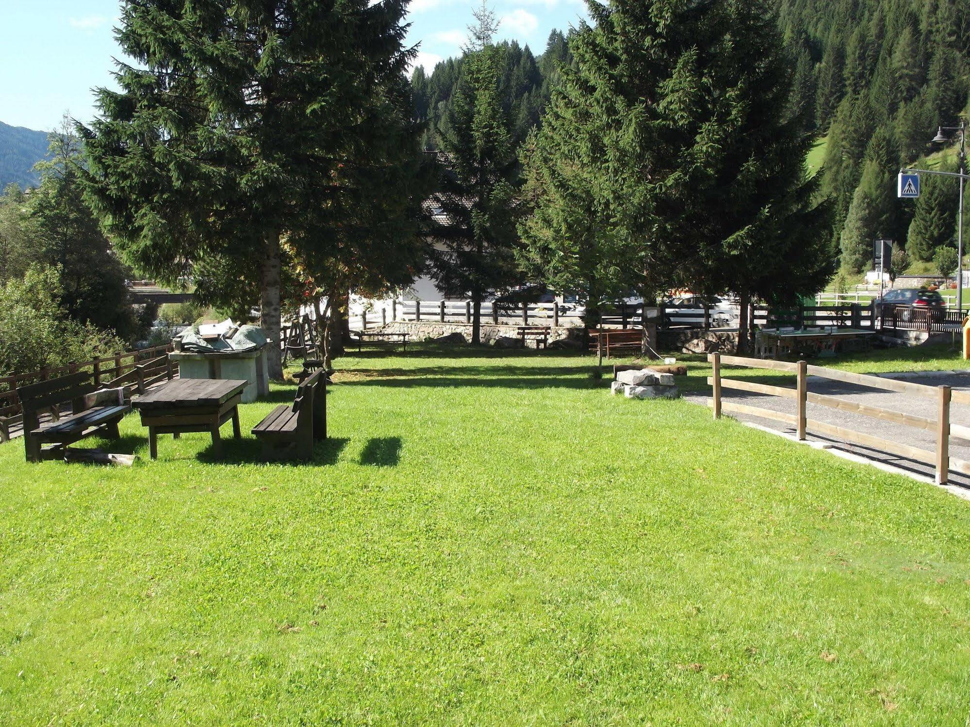 Park Hotel Avisio Soraga Dış mekan fotoğraf