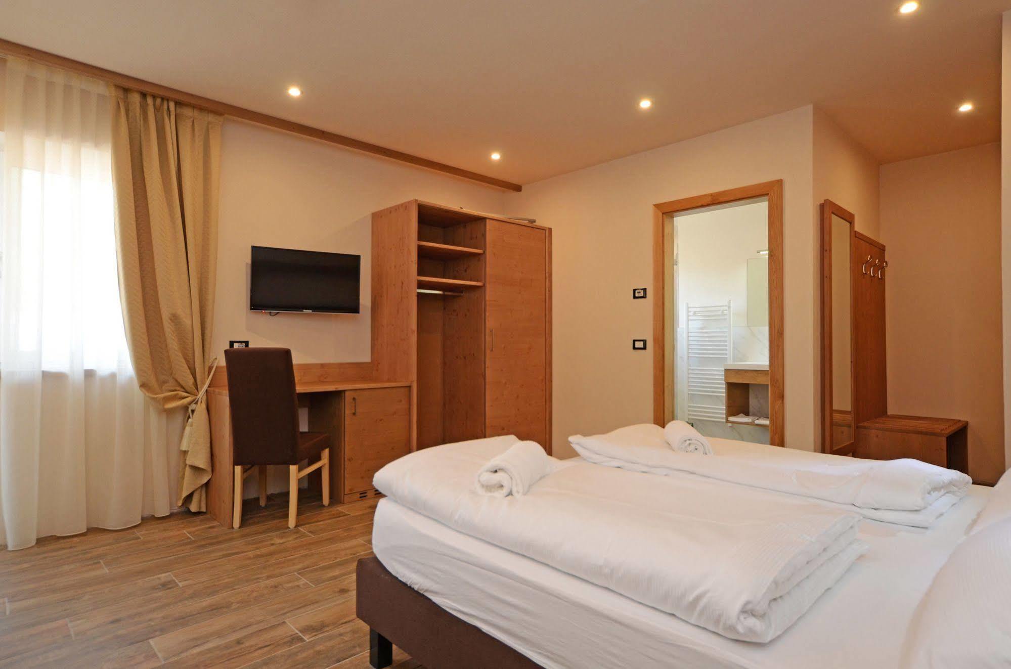 Park Hotel Avisio Soraga Dış mekan fotoğraf